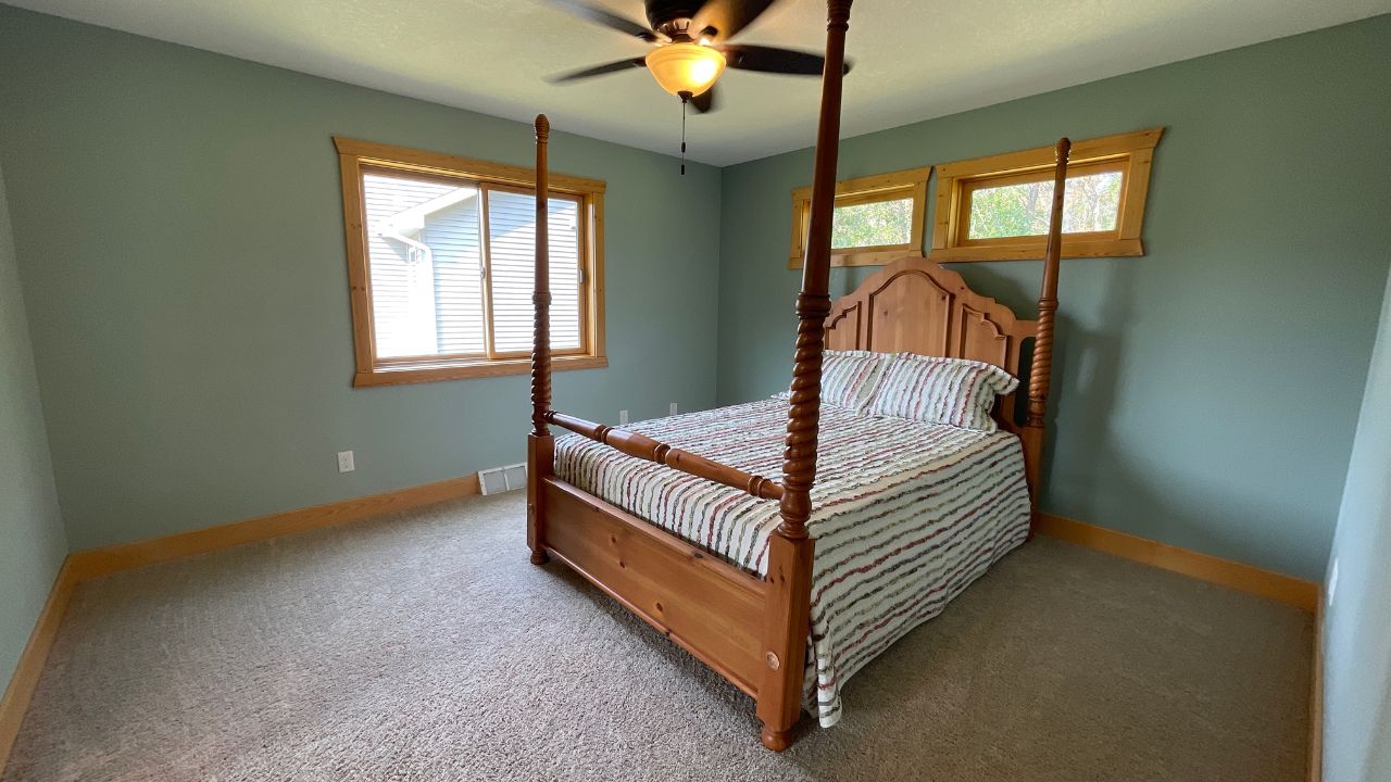 Modular home in Wisconsin master bedroom