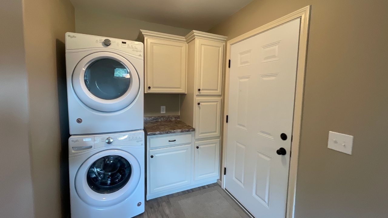 best Modular Homes for sale laundry room