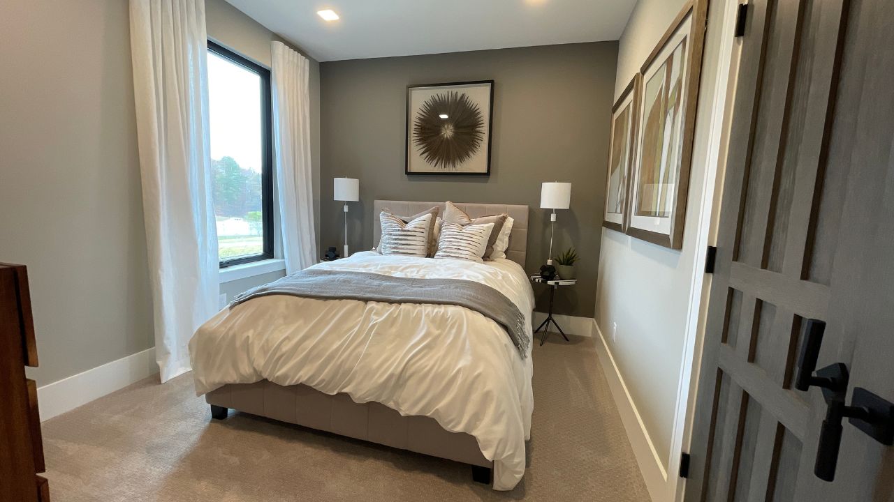 modern house bedroom design