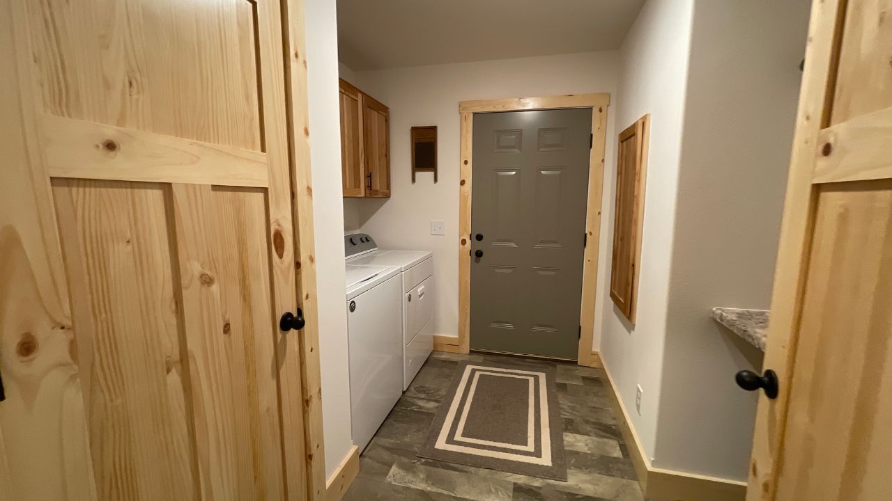 rustic cabin modular home laundry room