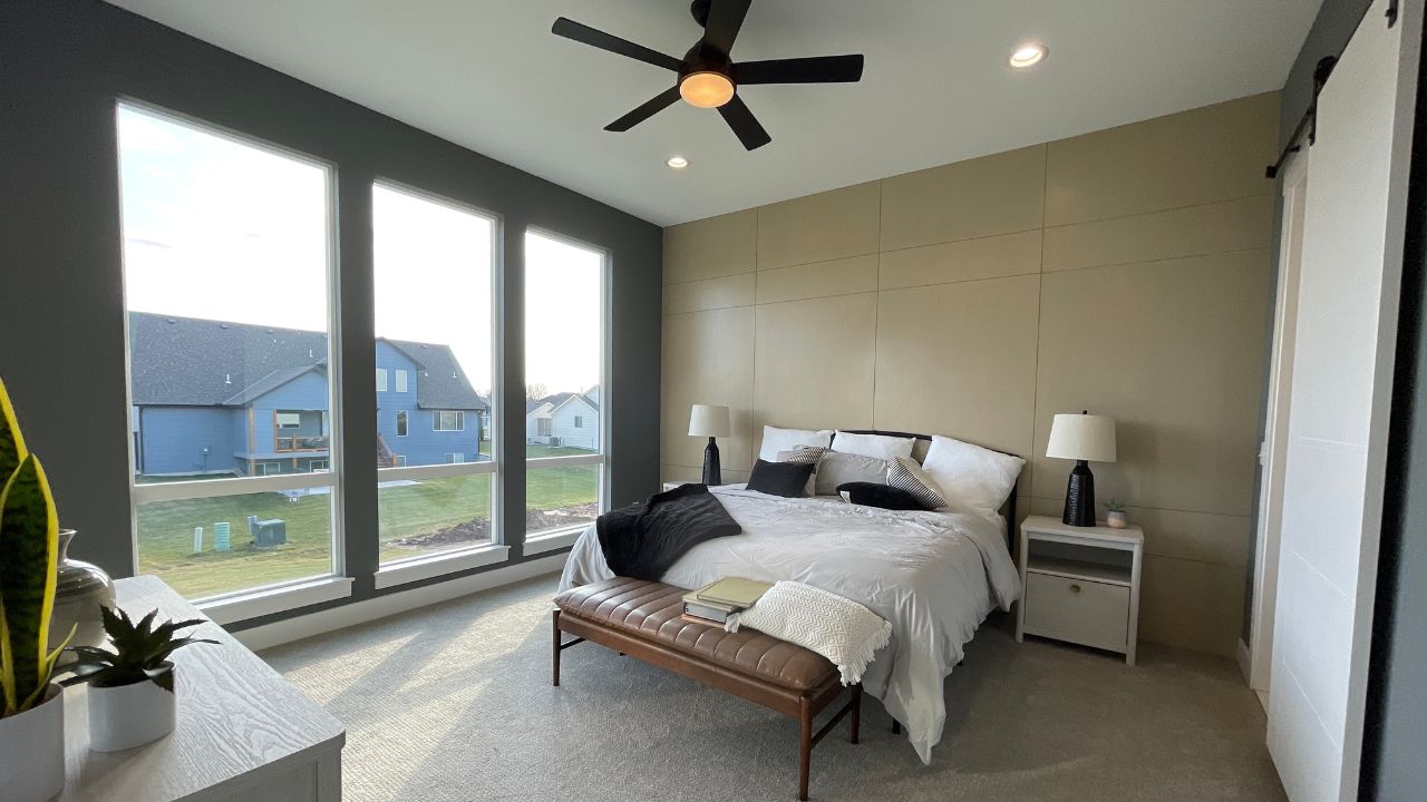 ultra modern home design master bedroom