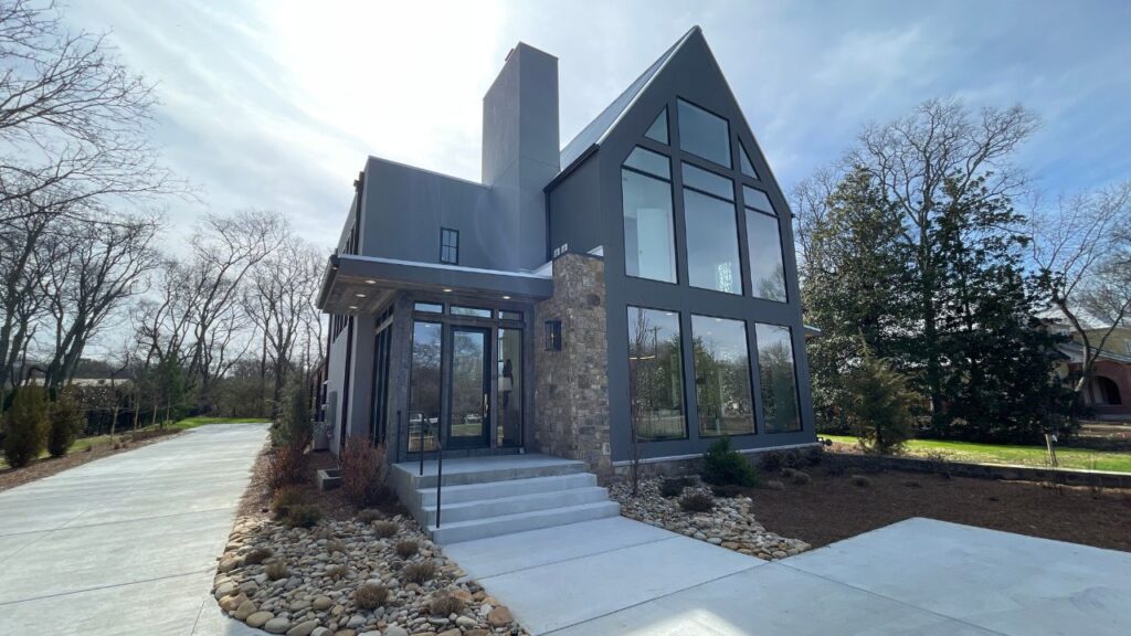 Contemporary custom home exterior
