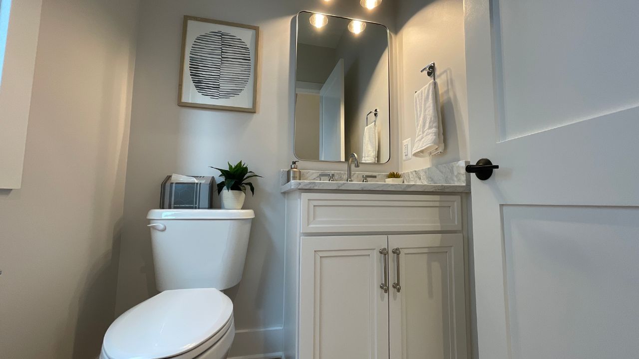 the poppy by classic cottages powder room