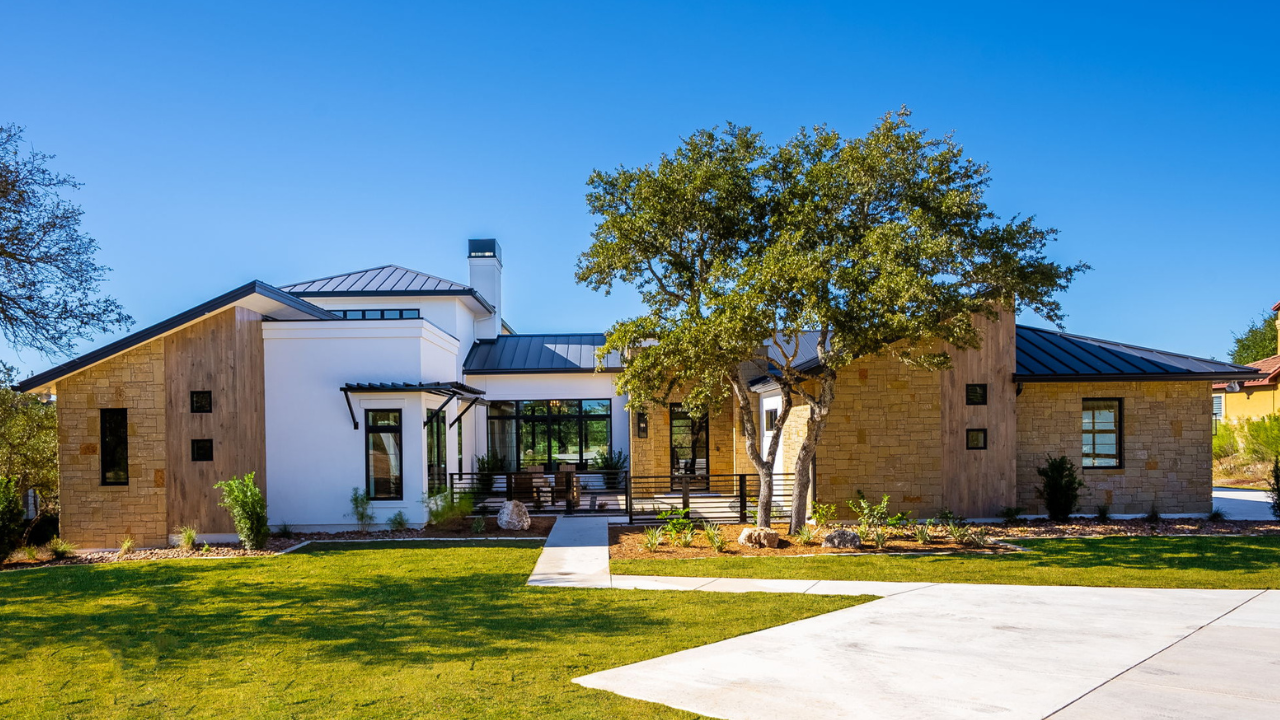 Step Inside This Luxury Home from a Premier San Antonio Home Builder!
