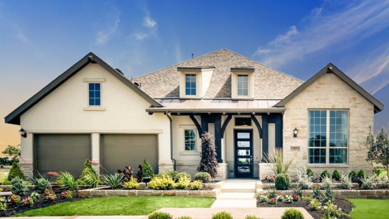 Design Your Dream New Home with Highland Homes’ 242 Plan!