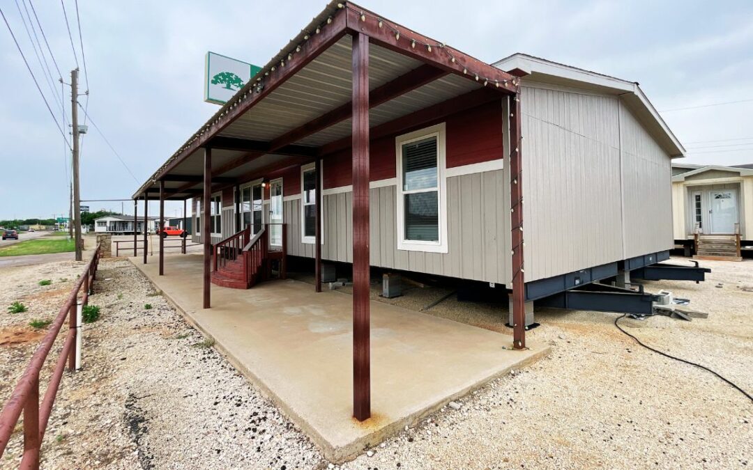 Luxury Mobile Home: Where Style Meets Affordability!